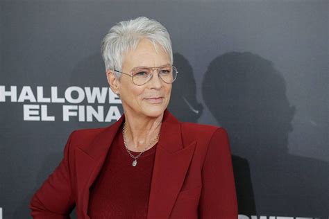 nude pics of jamie lee curtis|At 63, Jamie Lee Curtis Poses Nude In New Photo Shoot